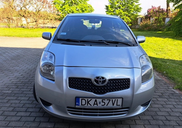 Toyota Yaris cena 10500 przebieg: 245000, rok produkcji 2007 z Kąty Wrocławskie małe 67